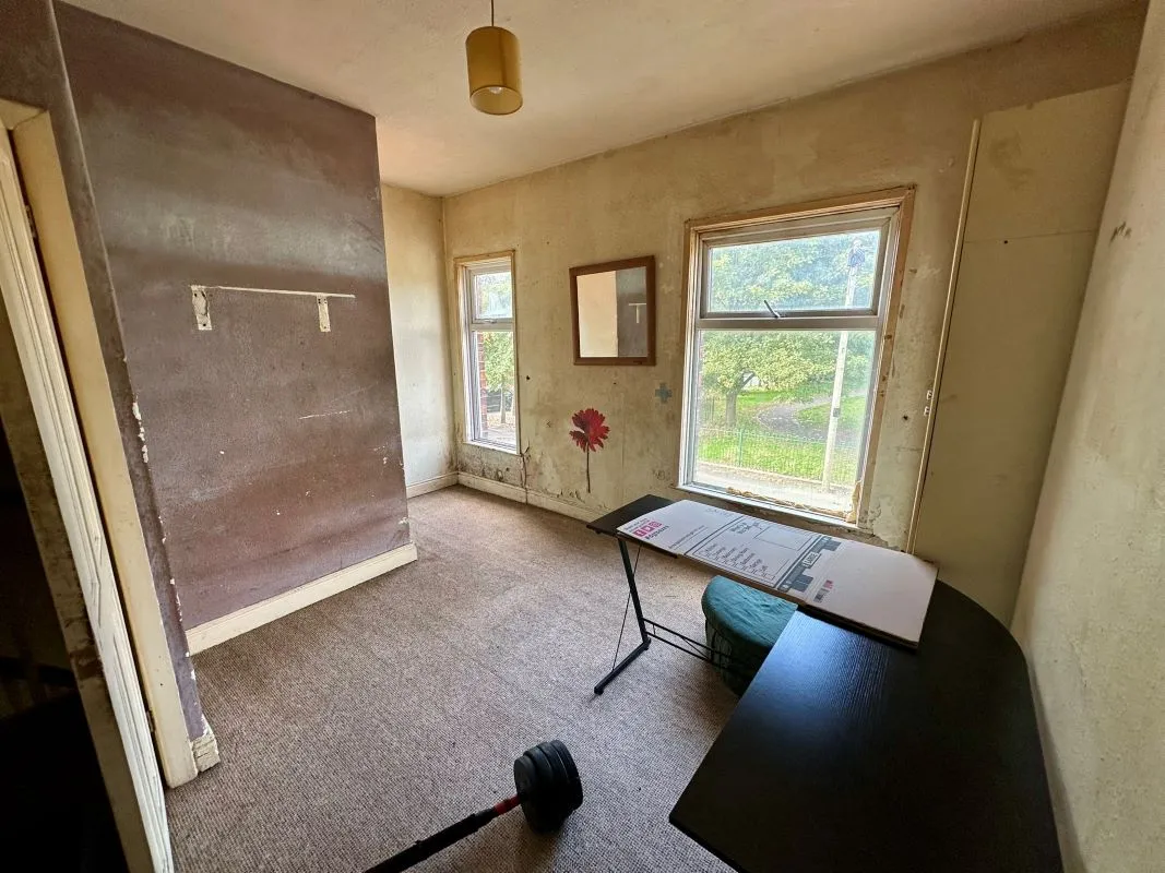 Crewe, Cheshire, CW1 3AQ - Online Auctions