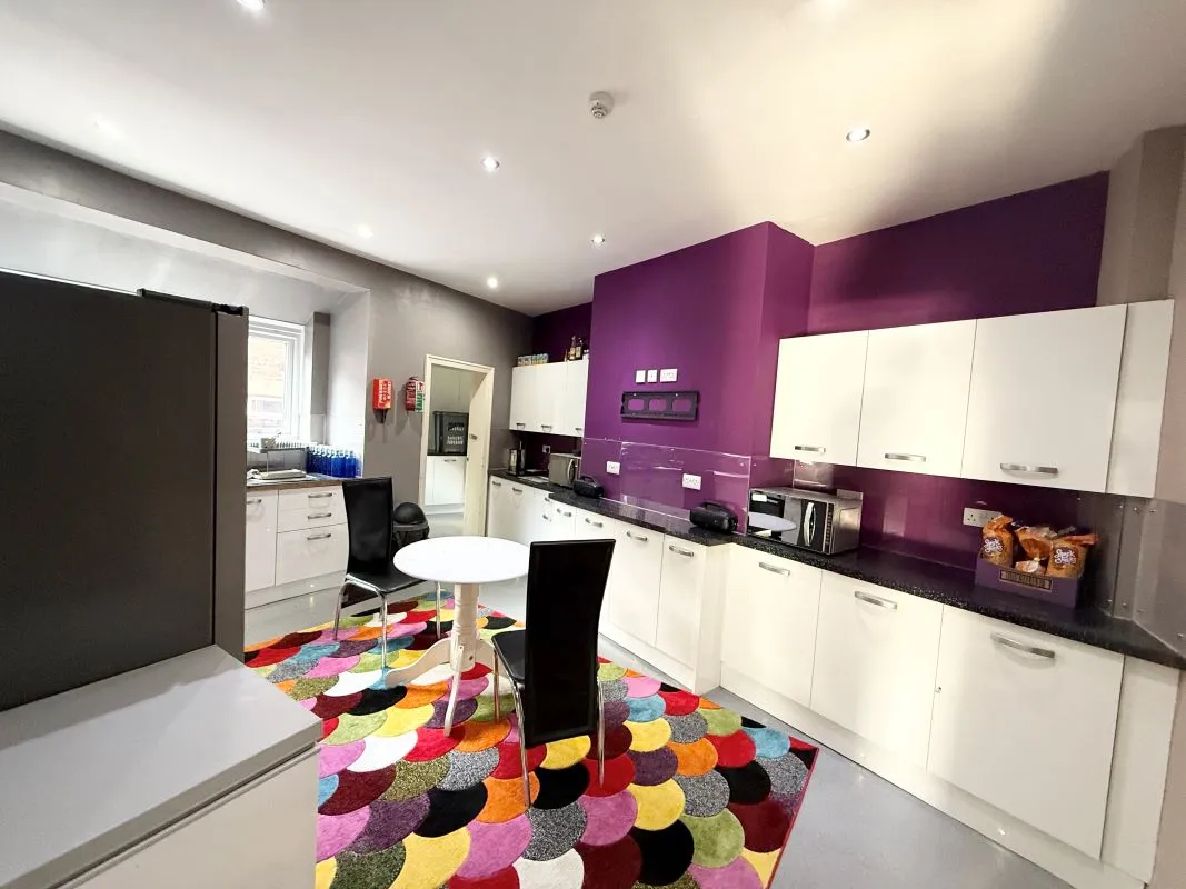 Stoke-On-Trent, Staffordshire, ST1 4NF - Online Auctions
