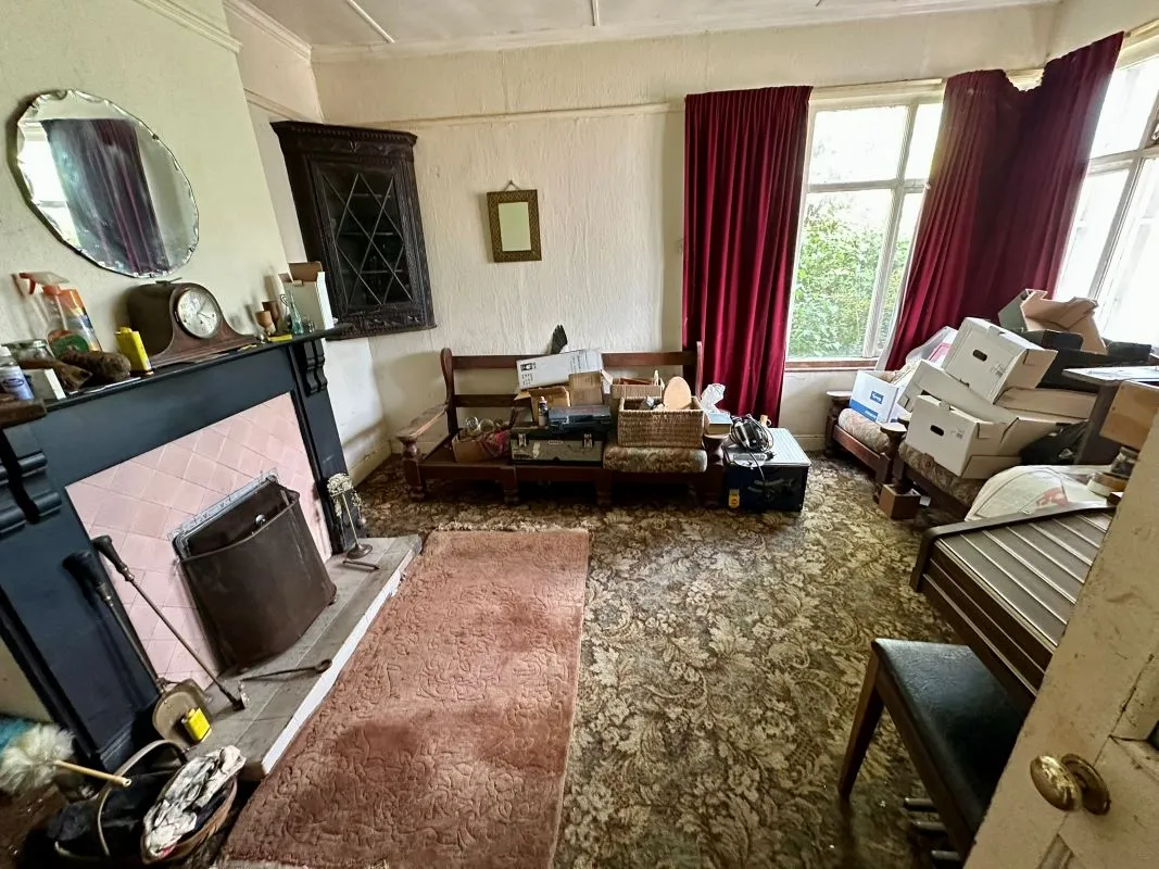 Bury Bank, Stone, Staffordshire, ST15 0QA - Online Auctions
