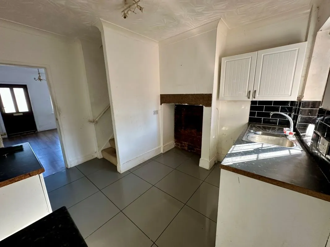 Silverdale, Newcastle, Staffordshire, ST5 6LY - Online Auctions