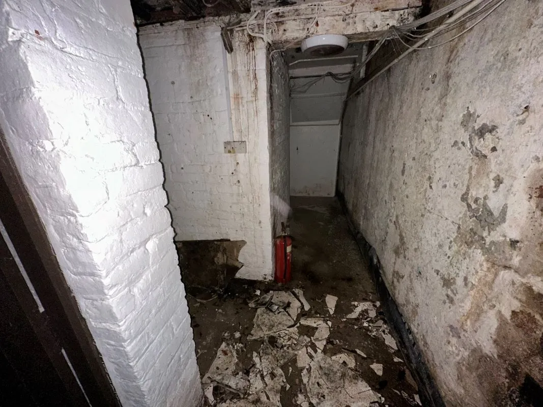 Y Trallwng, Powys, SY21 7RR - Online Auctions