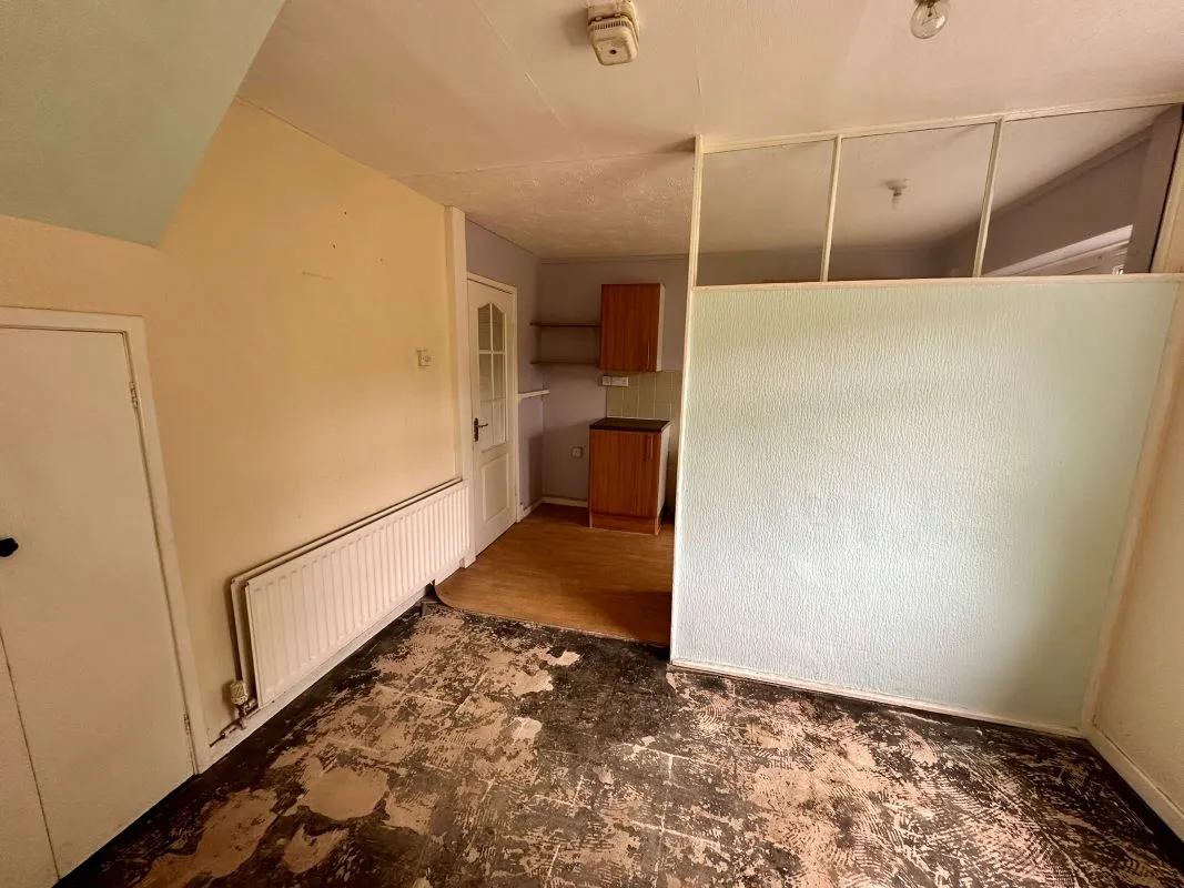 Featherstone, Wolverhampton, West Midlands, WV10 7AW - Online Auctions