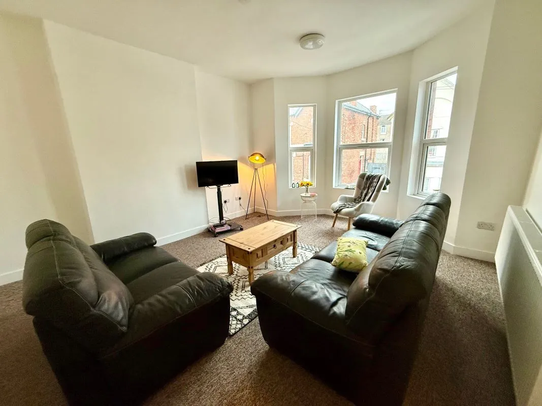 Prenton, Merseyside, CH43 5RJ - Online Auctions