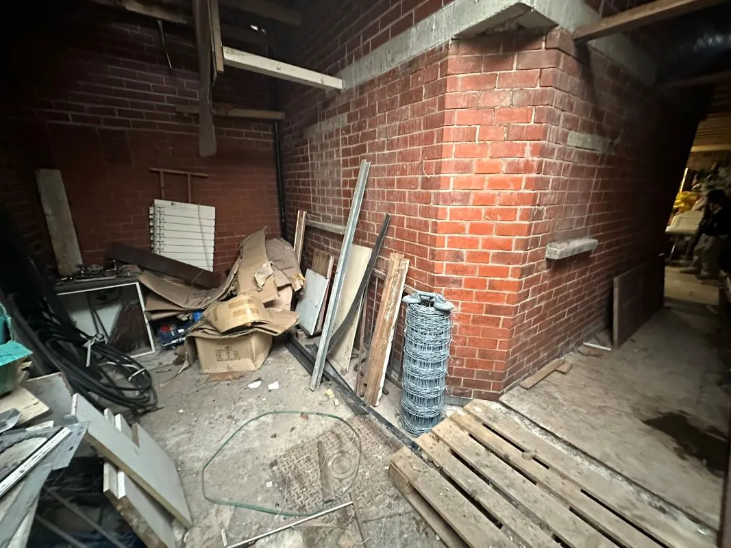 Farnworth, Bolton, Lancashire, BL4 7NS - Online Auctions