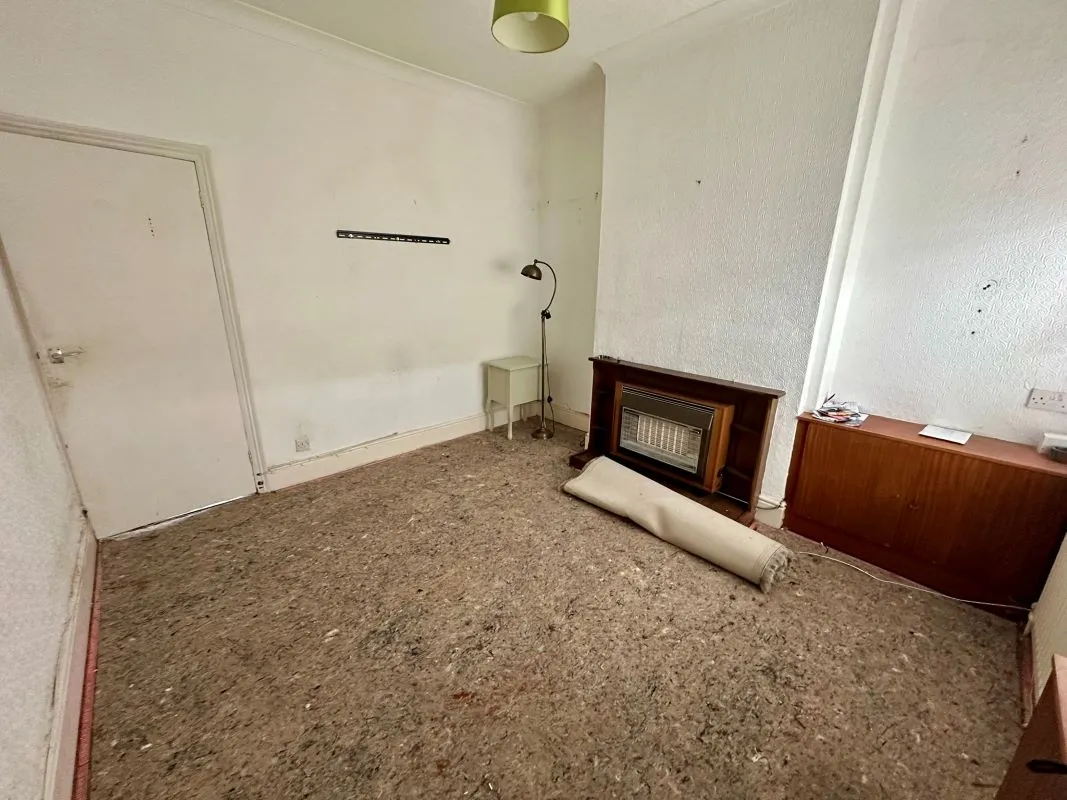 Stoke-On-Trent, Staffordshire, ST4 5PB - Online Auctions