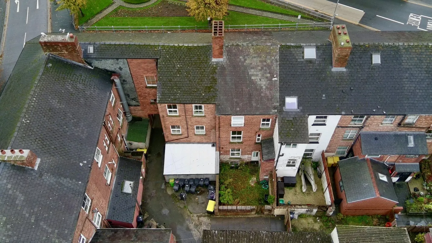 Newtown, Powys, SY16 1BG - Online Auctions