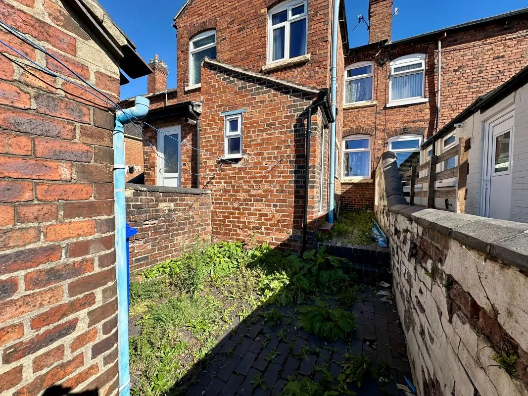 Stoke-On-Trent, Staffordshire, ST4 3LB - Online Auctions