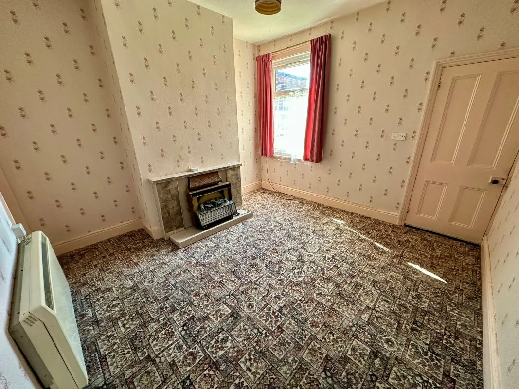 Stoke-On-Trent, Staffordshire, ST4 3LB - Online Auctions