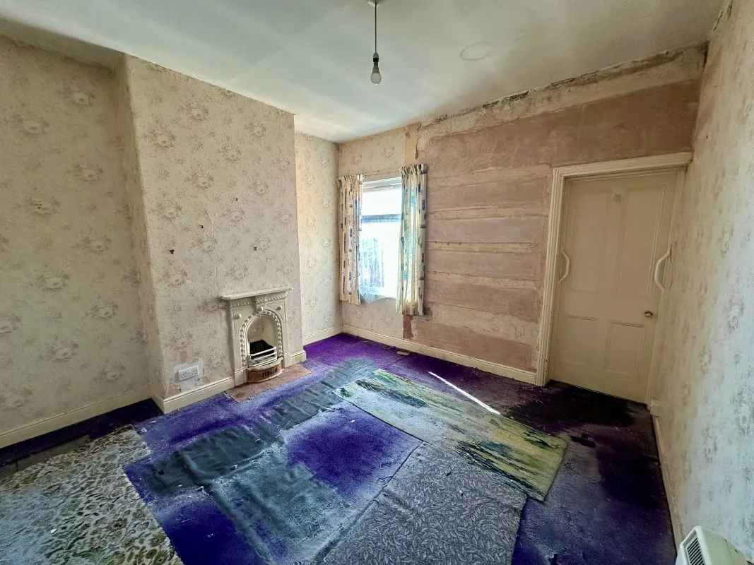 Stoke-On-Trent, Staffordshire, ST4 3LB - Online Auctions