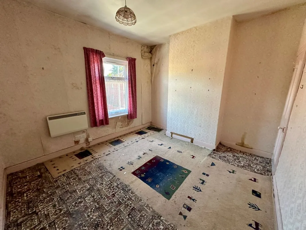 Stoke-On-Trent, Staffordshire, ST4 3LB - Online Auctions