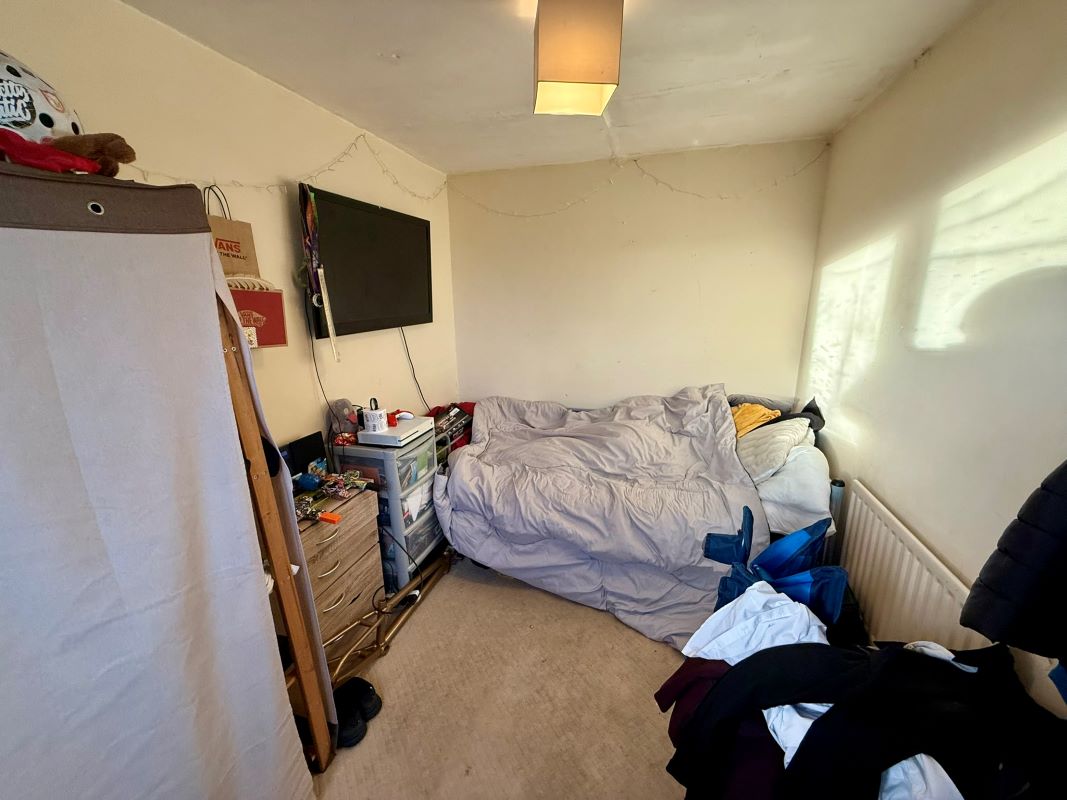 Sutton Hill, Telford, Shropshire, TF7 4AG - Online Auctions