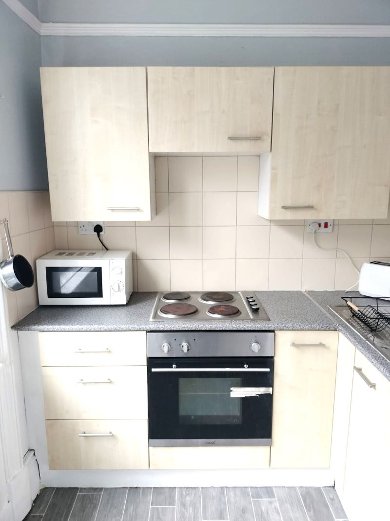Stoke-On-Trent, Staffordshire, ST6 5TT - Online Auctions