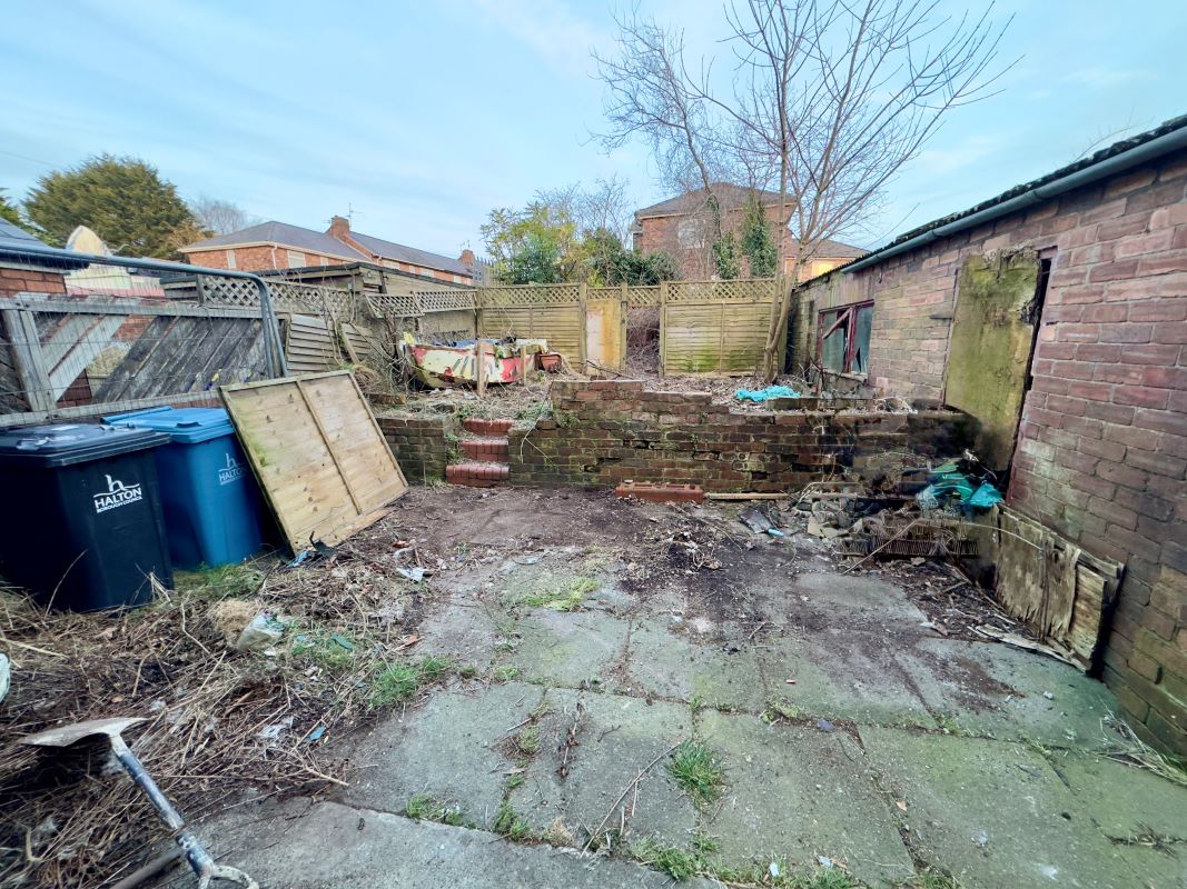 Runcorn, Cheshire, WA7 5DP - Online Auctions
