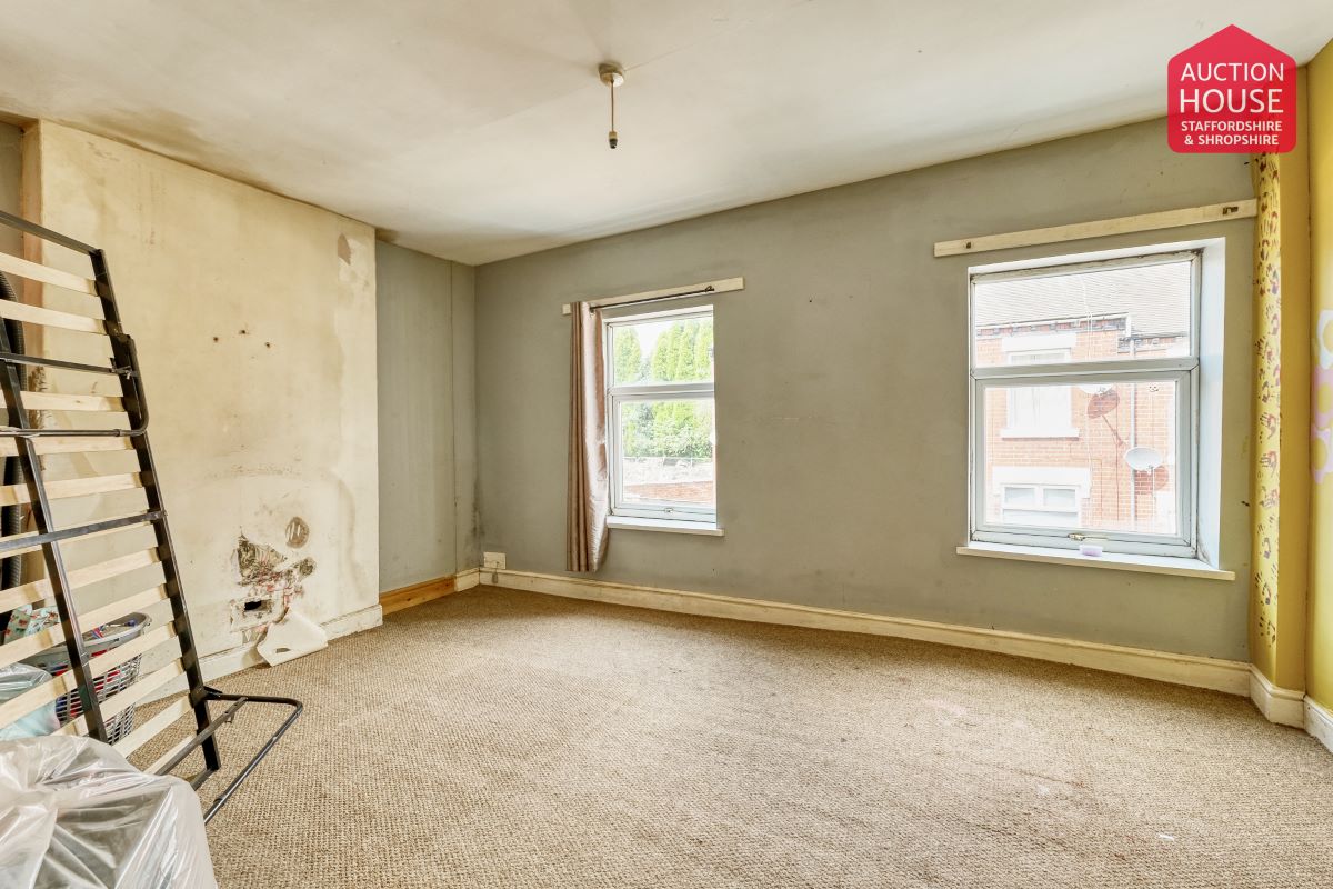Tunstall, Stoke-On-Trent, Staffordshire, ST6 5HQ - Online Auctions