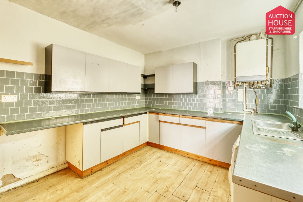 Tunstall, Stoke-On-Trent, Staffordshire, ST6 5HQ - Online Auctions