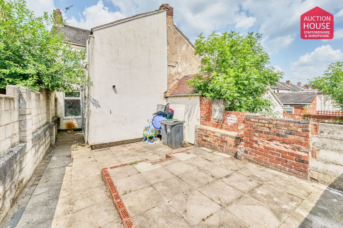 Tunstall, Stoke-On-Trent, Staffordshire, ST6 5HQ - Online Auctions