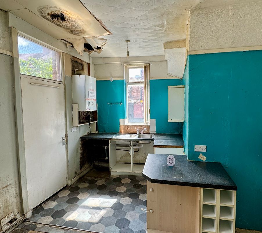 Birkenhead, Merseyside, CH42 2BJ - Online Auctions