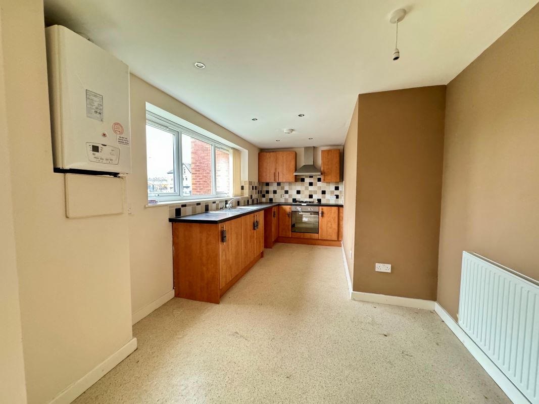 Royal Court, Birkenhead, Merseyside, CH42 1NF - Online Auctions