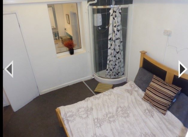 Waterloo Road, Stoke-on-Trent, Staffordshire, ST6 2EH - Online Auctions