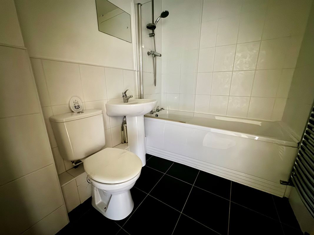 1 Knowsley Road, Birkenhead, Merseyside, CH42 1QB - Online Auctions