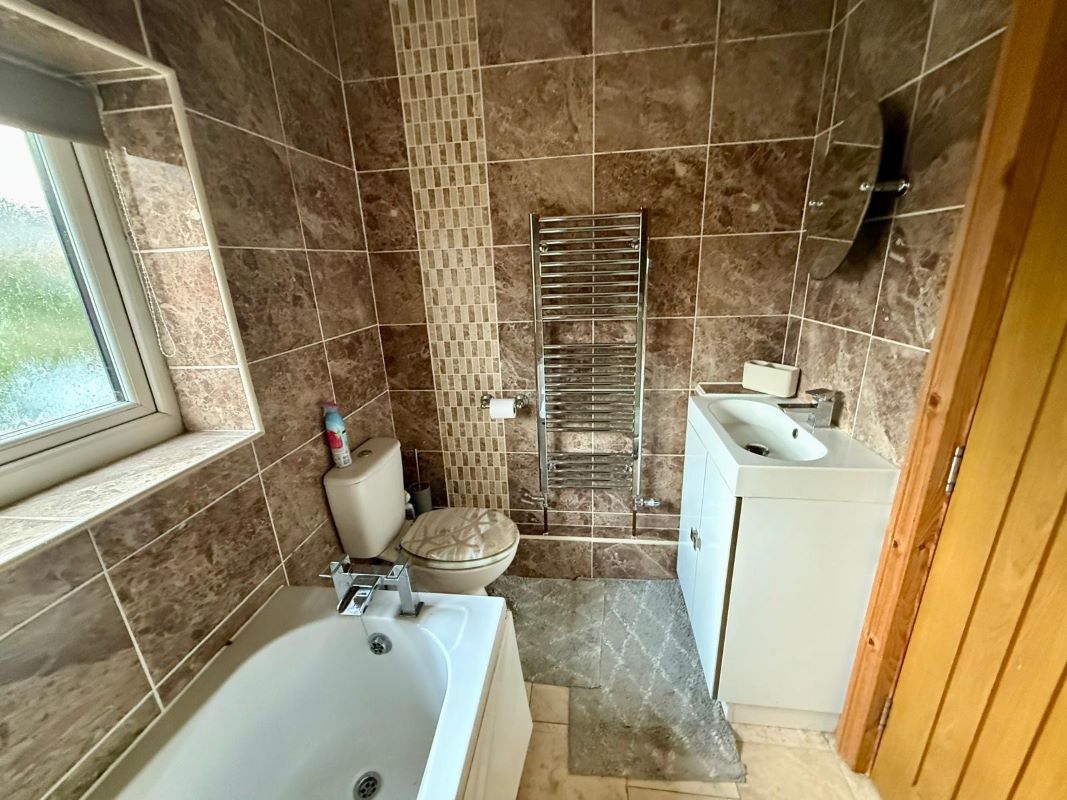 Cheddleton, Leek, Staffordshire, ST13 7HX - Online Auctions