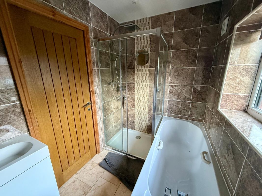 Cheddleton, Leek, Staffordshire, ST13 7HX - Online Auctions