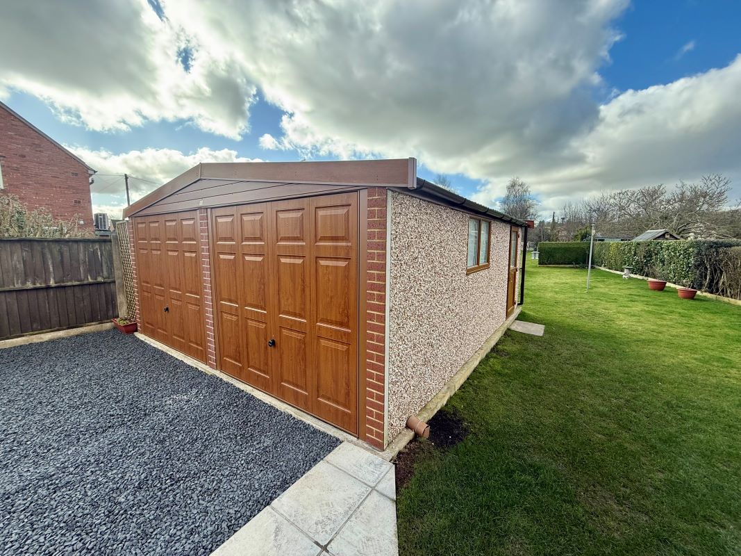 Denstone, Uttoxeter, Staffordshire, ST14 5HD - Online Auctions