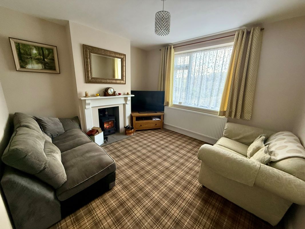 Denstone, Uttoxeter, Staffordshire, ST14 5HD - Online Auctions