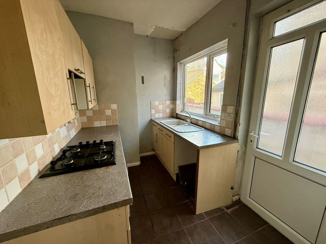 Stoke-On-Trent, Staffordshire, ST3 6AG - Online Auctions