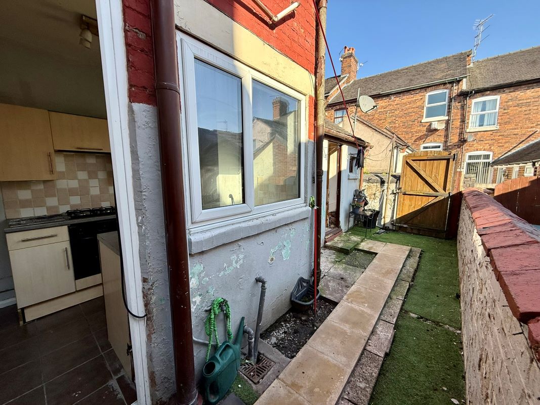 Stoke-On-Trent, Staffordshire, ST3 6AG - Online Auctions