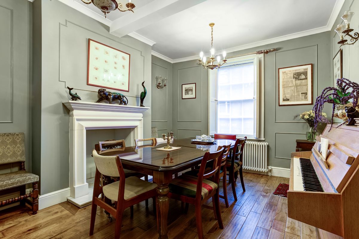 Congleton, Cheshire, CW12 1RU - Online Auctions