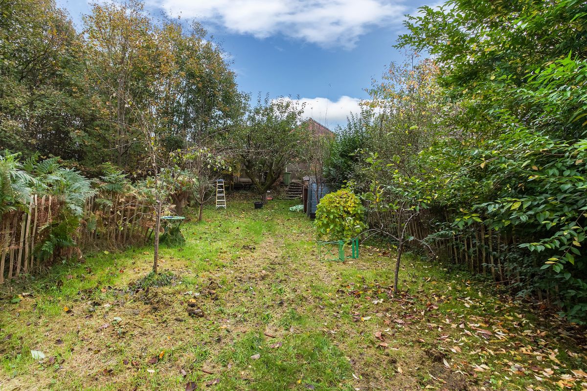 Congleton, Cheshire, CW12 1RU - Online Auctions