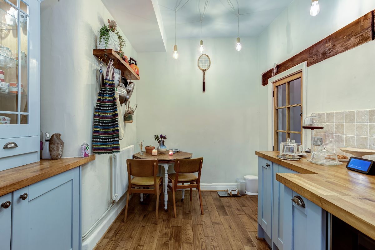 Congleton, Cheshire, CW12 1RU - Online Auctions