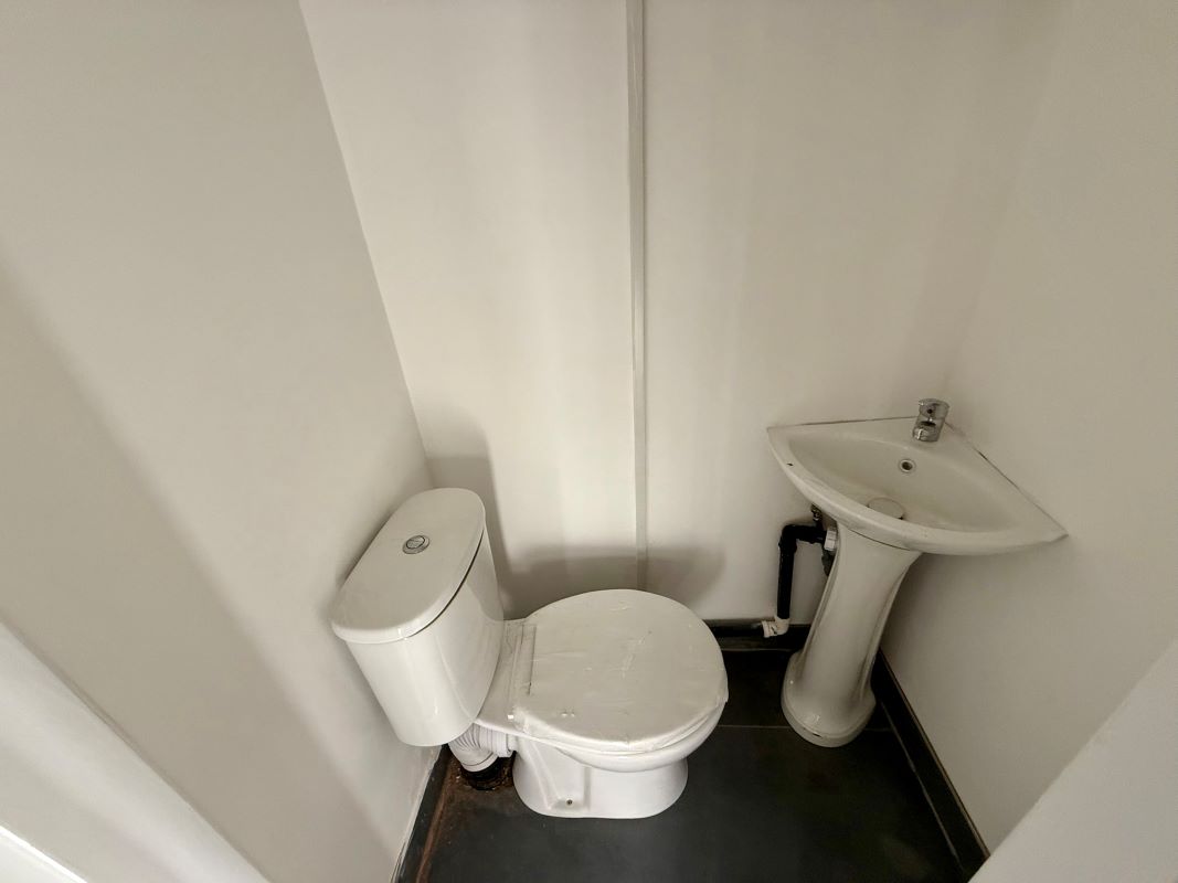Cranberry, Stafford, Staffordshire, ST21 6SQ - Online Auctions
