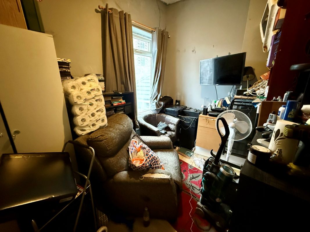 Stoke-On-Trent, Staffordshire, ST1 3JF - Online Auctions