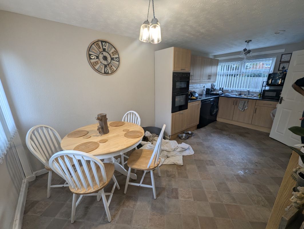 Sutton Hill, Telford, Shropshire, TF7 4AB - Online Auctions