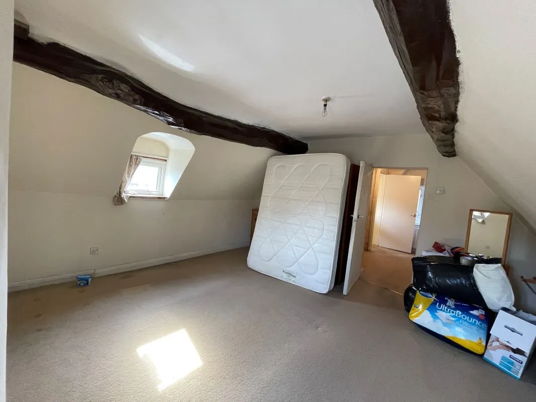 Stoke-On-Trent, Staffordshire, ST3 7HX - Online Auctions