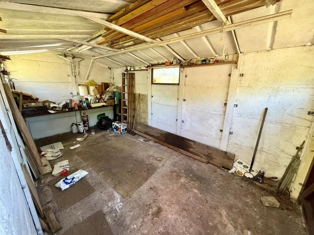 Norton Canes, Cannock, Staffordshire, WS11 9RR - Online Auctions