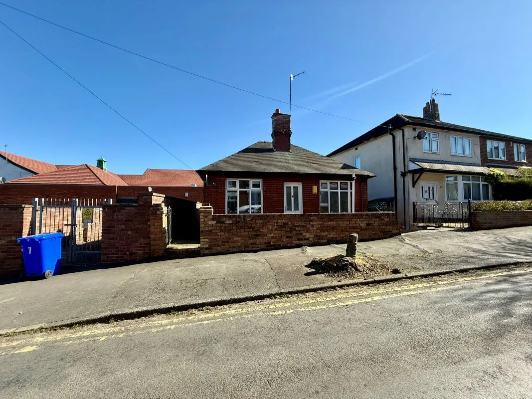 Stoke-On-Trent, Staffordshire, ST2 7HJ - Online Auctions