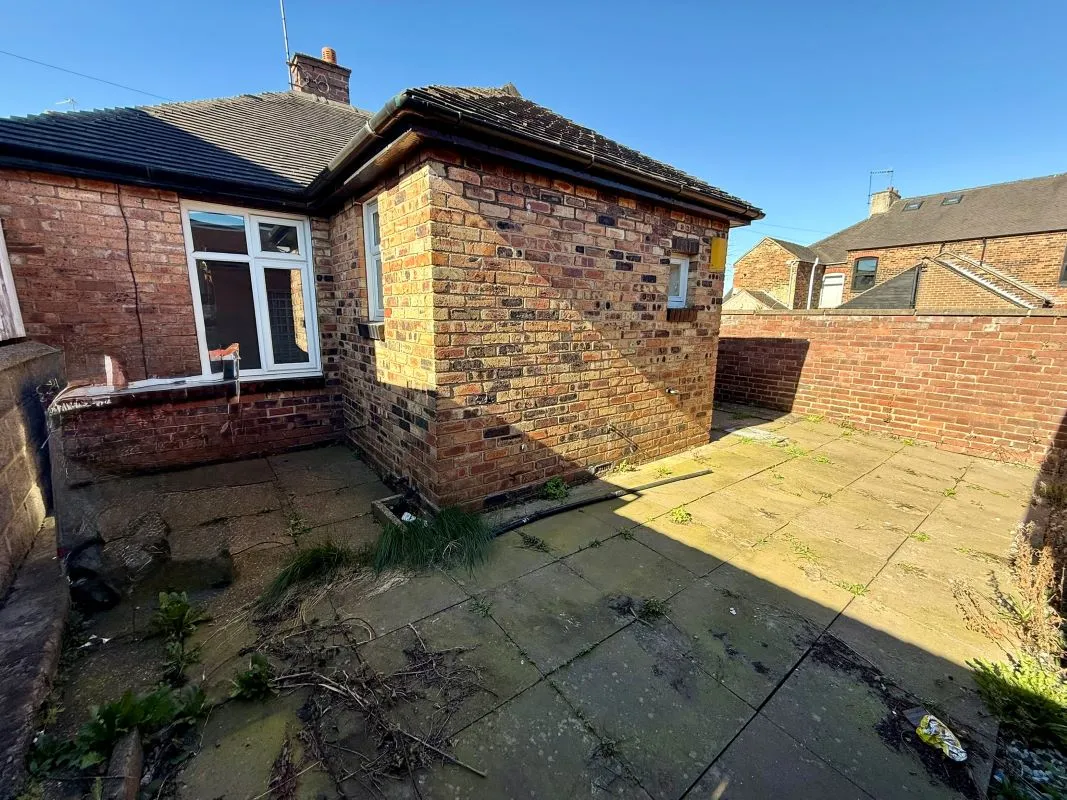 Stoke-On-Trent, Staffordshire, ST2 7HJ - Online Auctions