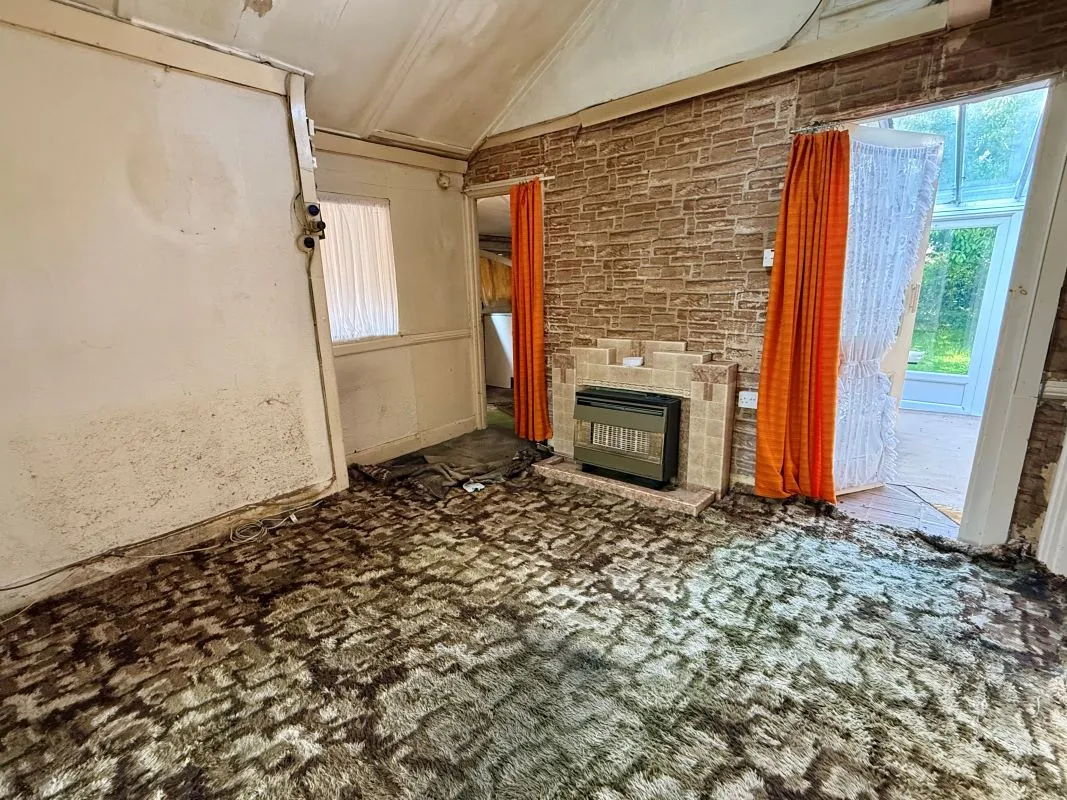 Wirral, Merseyside, CH46 6BG - Online Auctions