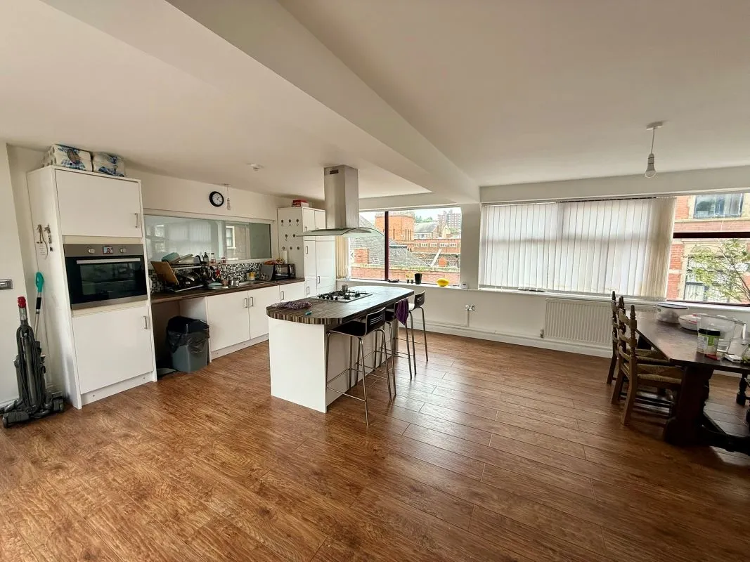 45 Church Street, Stoke-On-Trent, Staffordshire, ST4 1DQ - Online Auctions