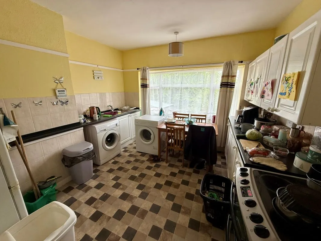 Stoke-On-Trent, Staffordshire, ST2 8DU - Online Auctions