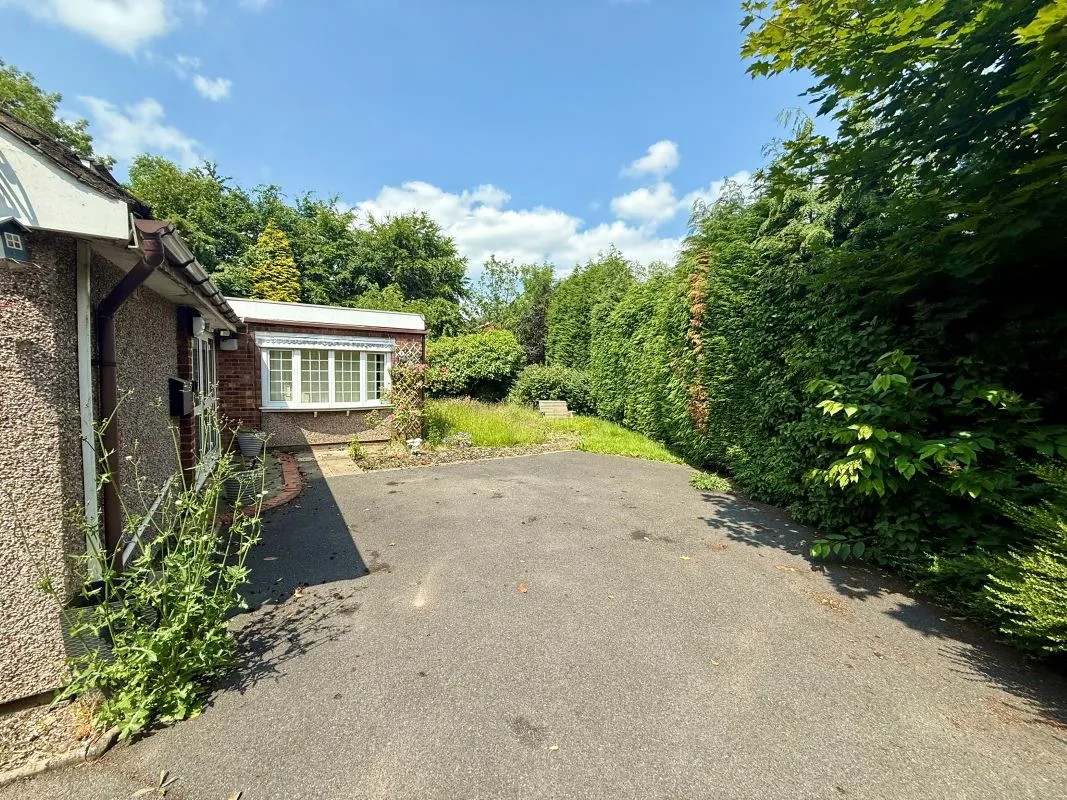 Stoke-On-Trent, Staffordshire, ST3 5DJ - Online Auctions