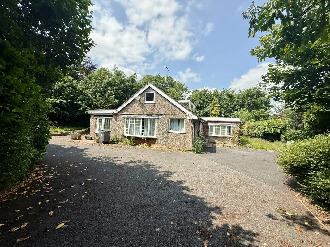 Stoke-On-Trent, Staffordshire, ST3 5DJ - Online Auctions