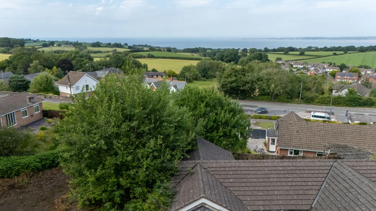 Grange Road, Holywell, Clwyd, CH8 8ST - Online Auctions