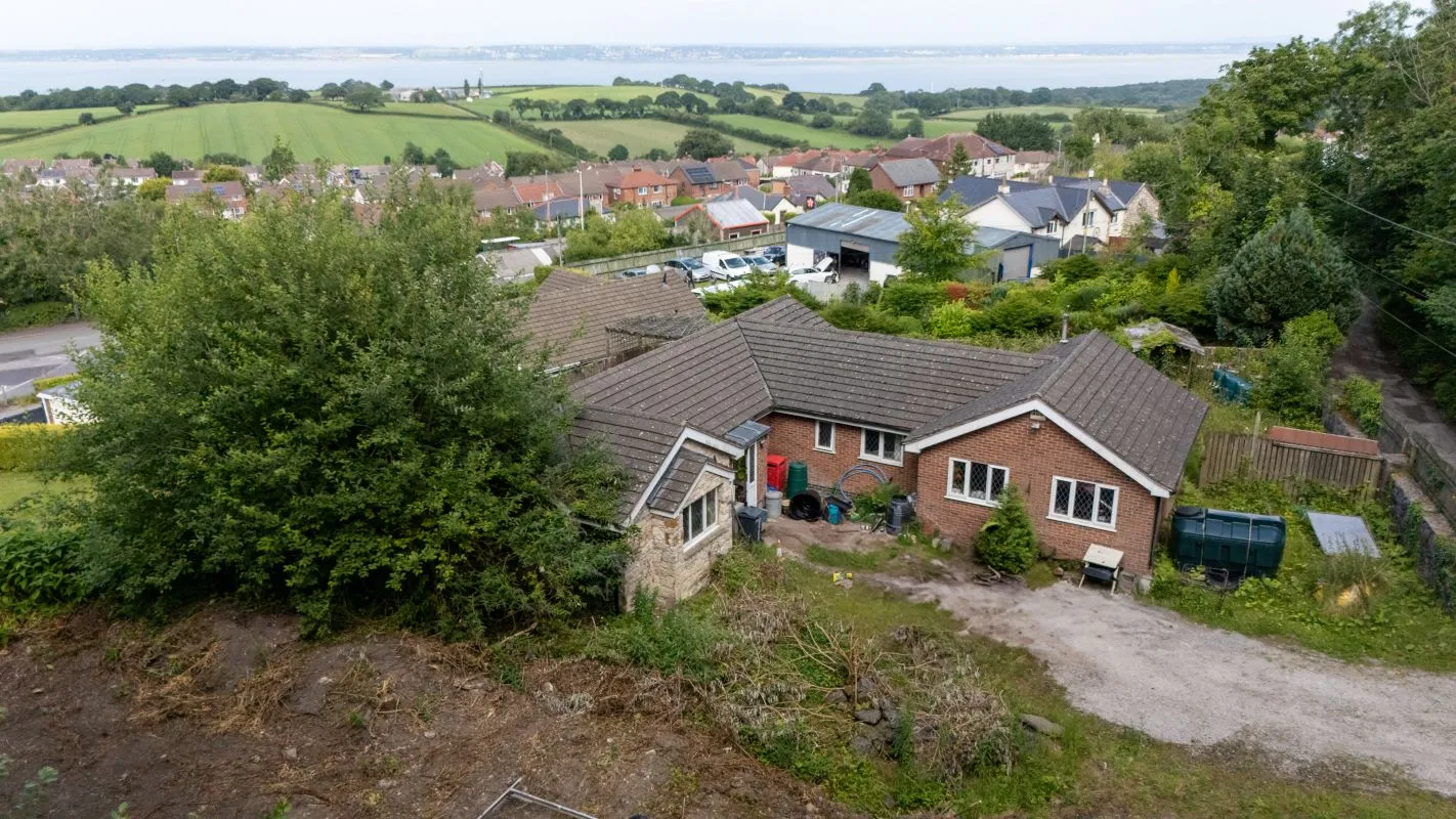 Grange Road, Holywell, Clwyd, CH8 8ST - Online Auctions