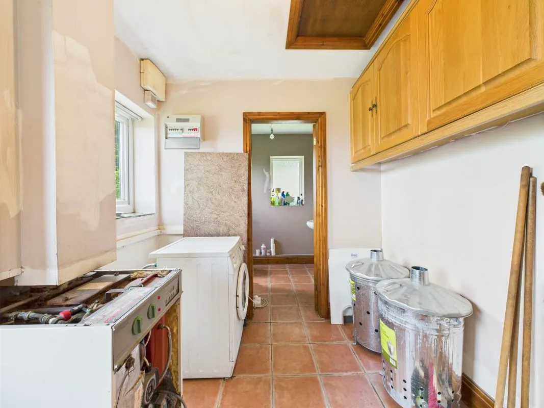 Grange Road, Holywell, Clwyd, CH8 8ST - Online Auctions
