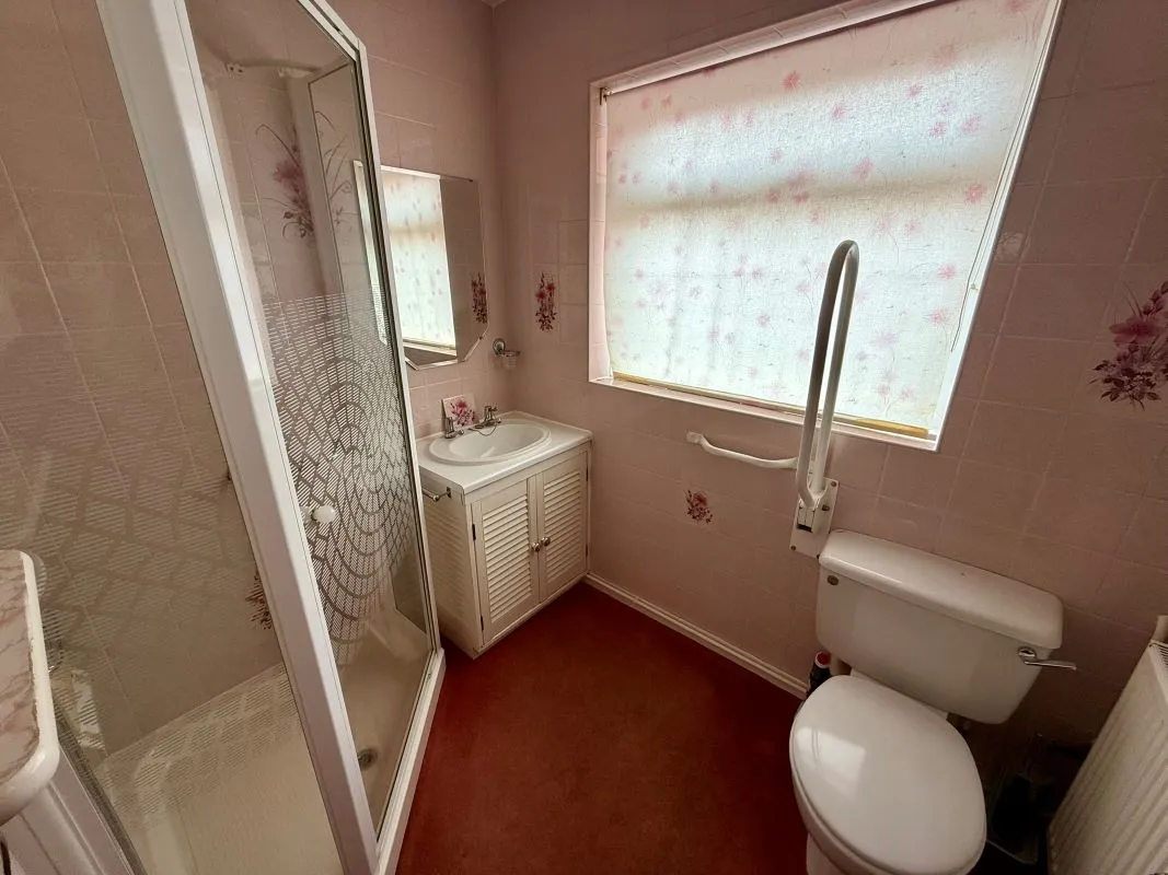 Market Drayton, Shropshire, TF9 3BH - Online Auctions