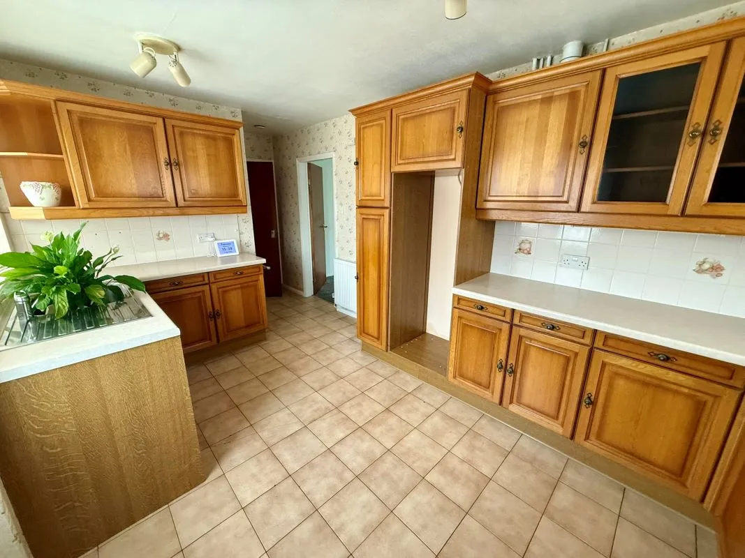 Market Drayton, Shropshire, TF9 3BH - Online Auctions